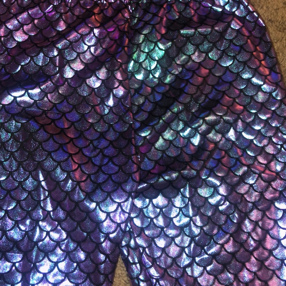 Reflective mermaid pants - Picture 3 of 4